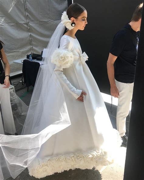 chanel spring 2010 bridal wear|chanel runway fashion.